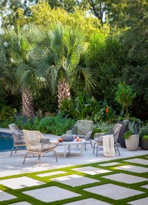 Pool seating
